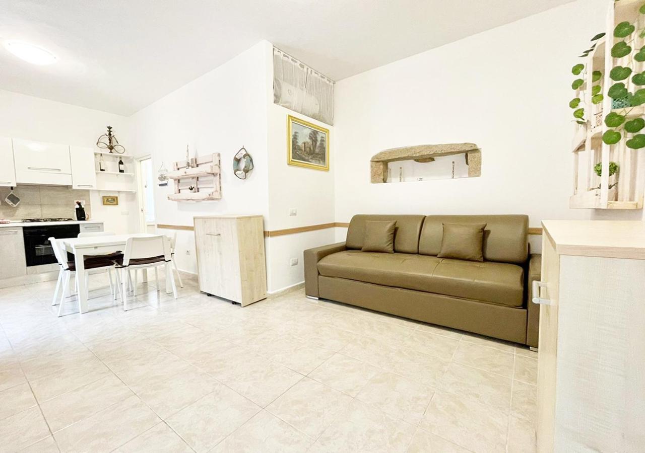 ラ・マッダレーナPgs Immobiliare Srls Residenza Marino Bilocale In Centro Storico La Maddalenaアパートメント エクステリア 写真