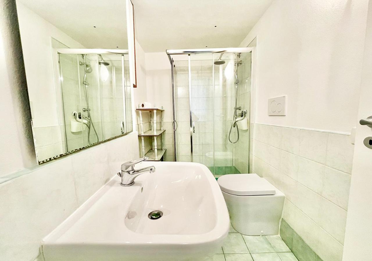 ラ・マッダレーナPgs Immobiliare Srls Residenza Marino Bilocale In Centro Storico La Maddalenaアパートメント エクステリア 写真